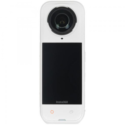 Insta360 X5, �����