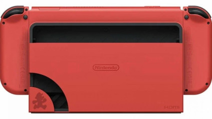 Nintendo Switch OLED 64 �� Mario Red Edition