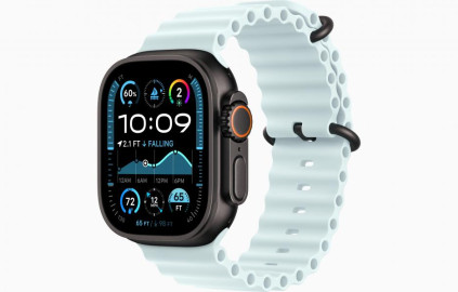 Apple Watch Ultra 2 49 �� Titanium Case, ������/Ice Blue Ocean Band (2024)