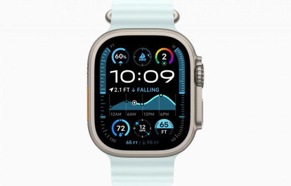 Apple Watch Ultra 2 49 �� Titanium Case, ���������/Ice Blue Ocean Band (2024)