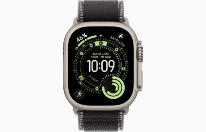 Apple Watch Ultra 3 Natural, Black Charcoal - Trail Loop