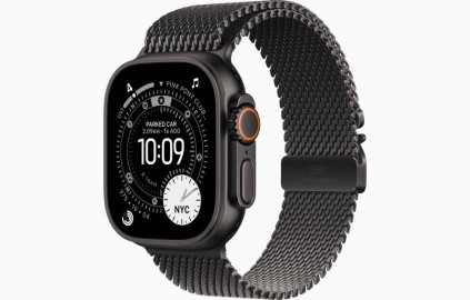 Apple Watch Ultra 3 Black, Titanium Milanese Loop